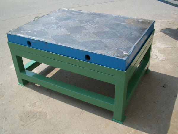 <strong>铸铁工作台</strong>
